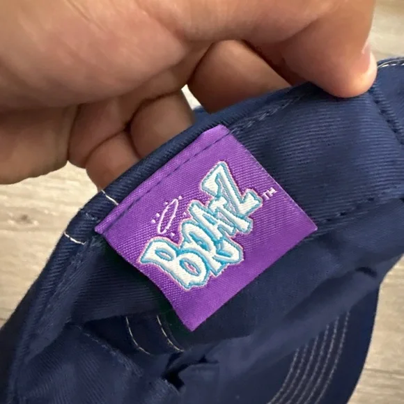 Bratz Navy Blue Cap with Pink Embroidery - Picture 3 of 4